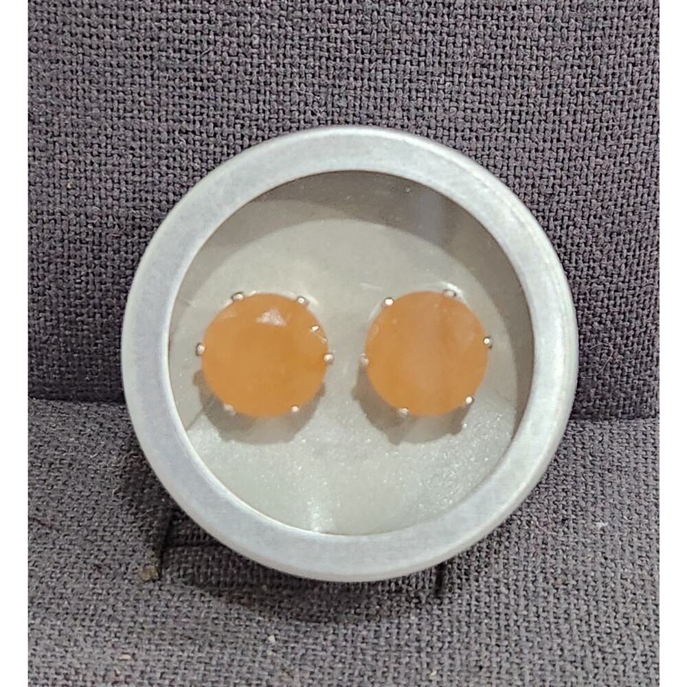 Light Orange .5 Inch Stone Stud Earrings NIB Lightweight